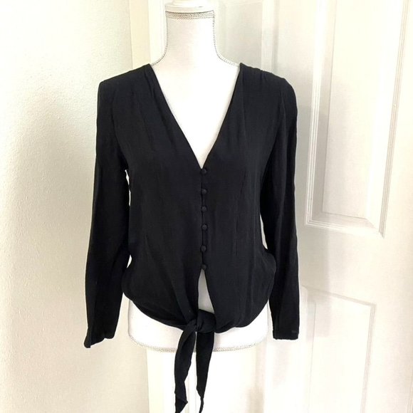 silence + noise Tops - Silence + Noise Tie Front Textured Top Long Sleeve Sz Lg Black